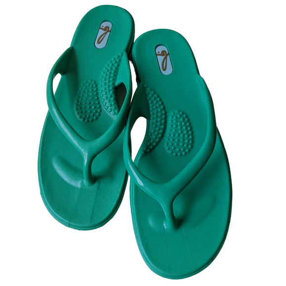 NEW S small 5 6 OKAB Green sandals flip-flops summer made in USA - Picture 1 of 3